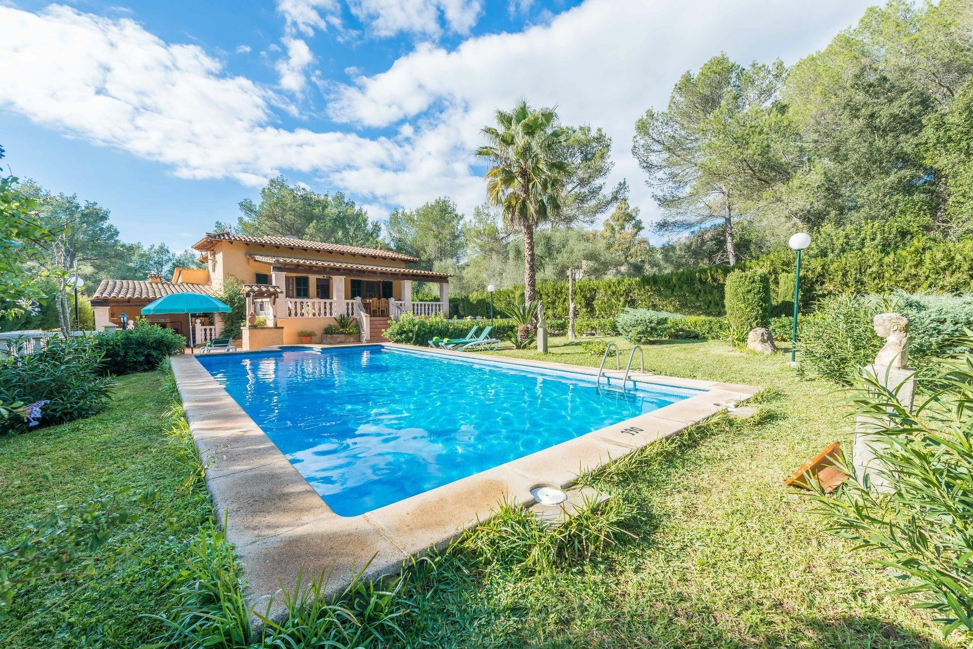 Vila Els Pins Crestatx Exteriér fotografie